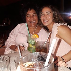 Meet your Posher, Malu